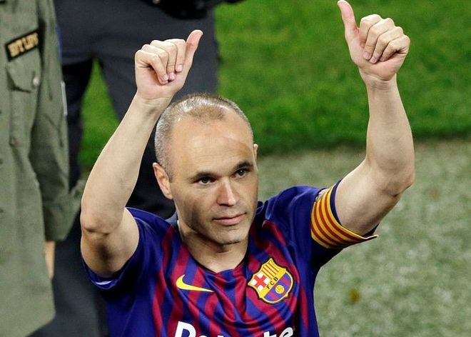 包含街霸6传奇谢幕，球迷泪洒赛场的词条