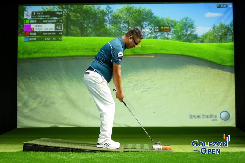 关于高尔夫总决赛即将打响，冠军归属成谜的信息