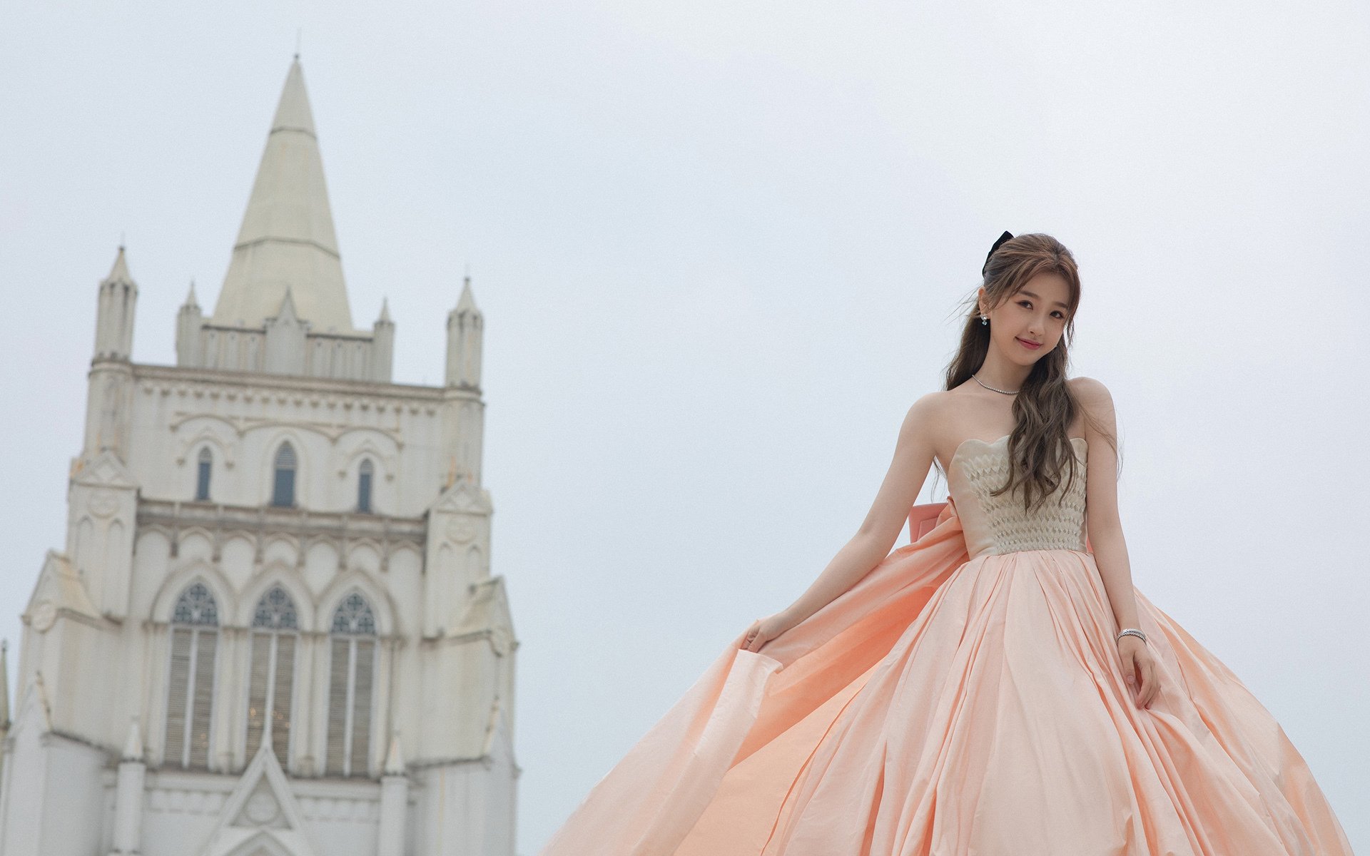 橙色狂想曲，当塞维利亚风暴席卷波兰，太阳之鹰富安健洋在2026加冕