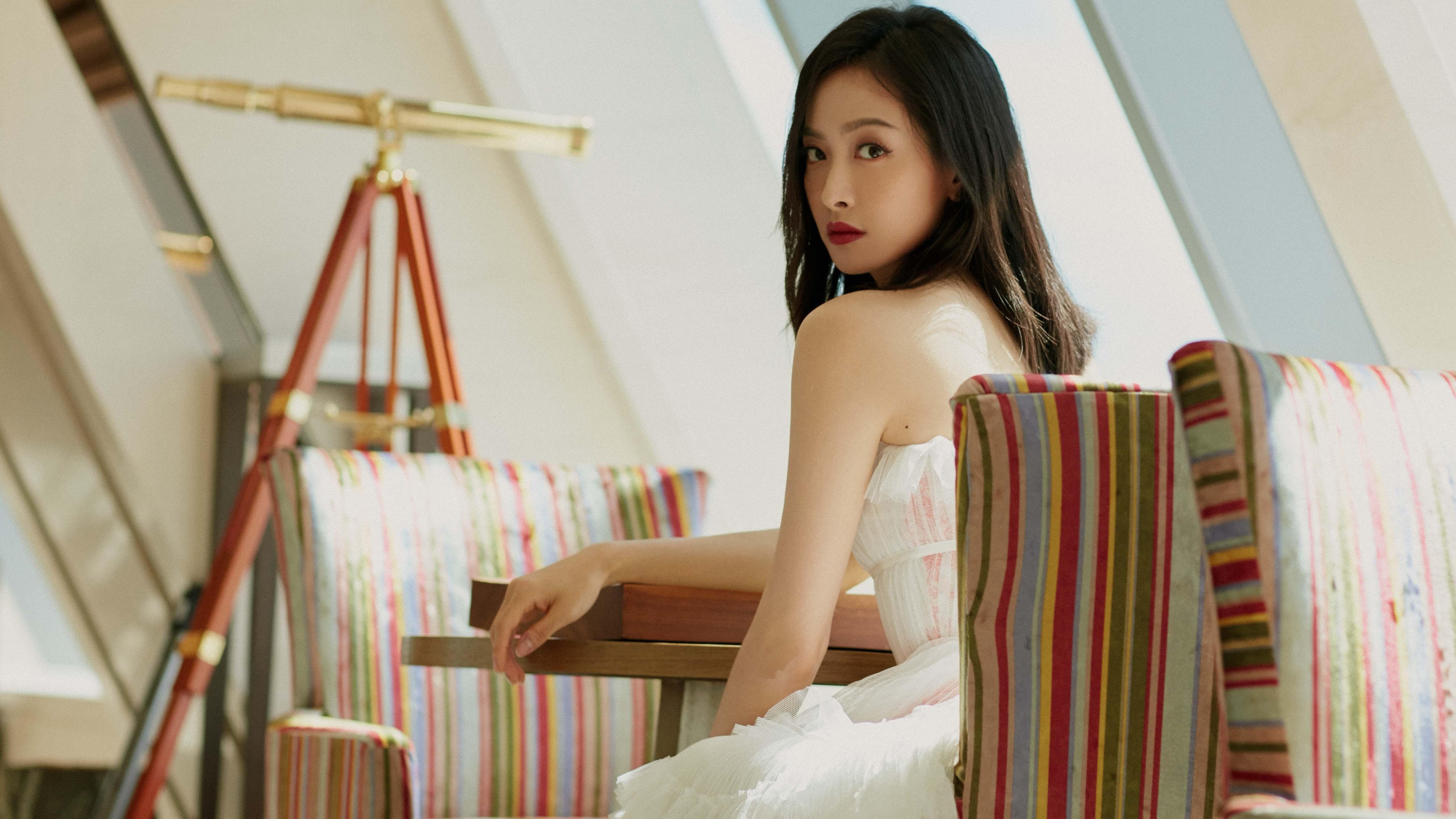 雷霆万钧，西部翻盘，鹈鹕防线被谁撕裂？