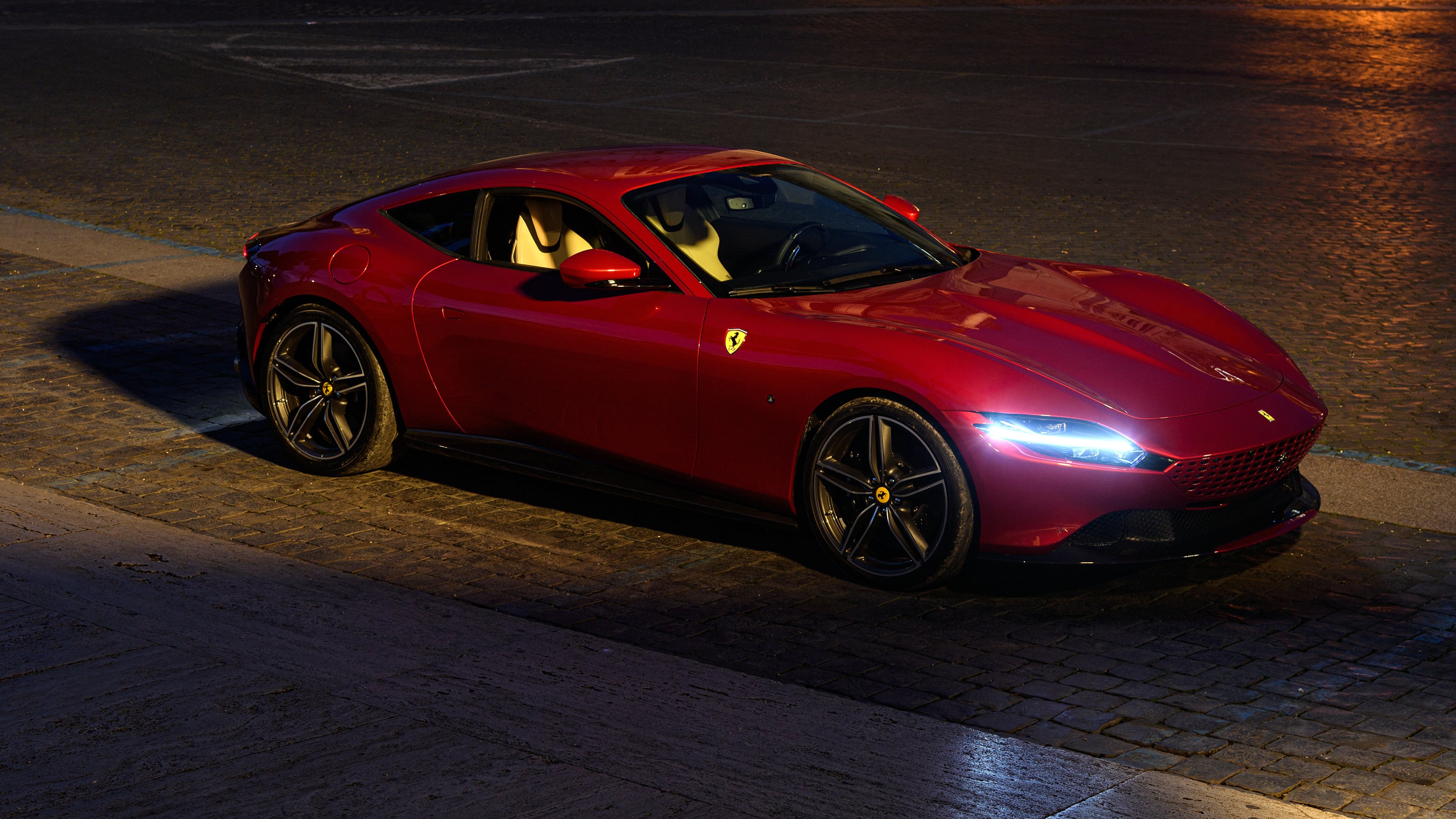 足球版图外的轰鸣，托尼的脚踝与厄瓜多尔的午夜