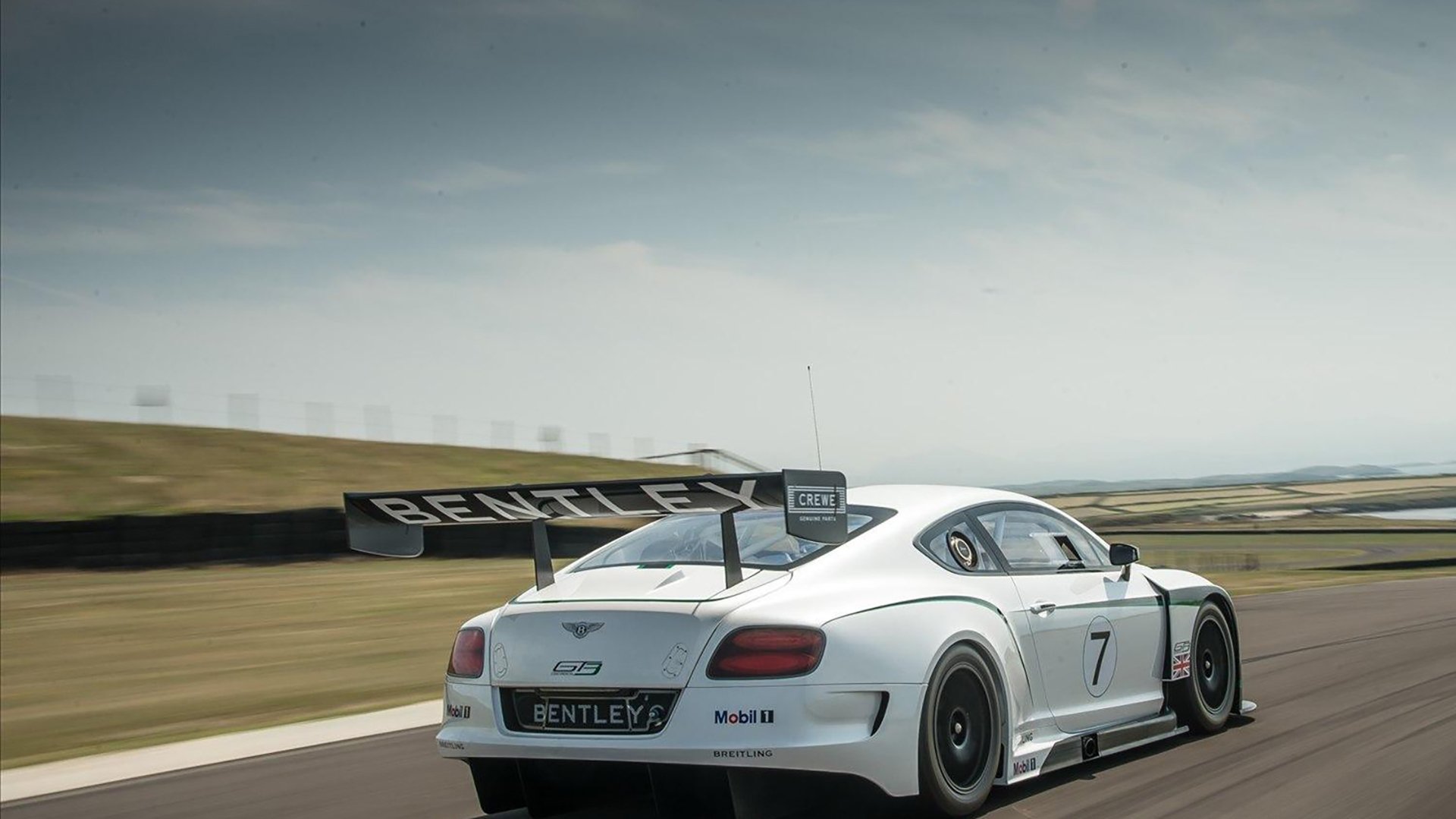 终场哨响前，他在英超争冠乱世为自己加冕