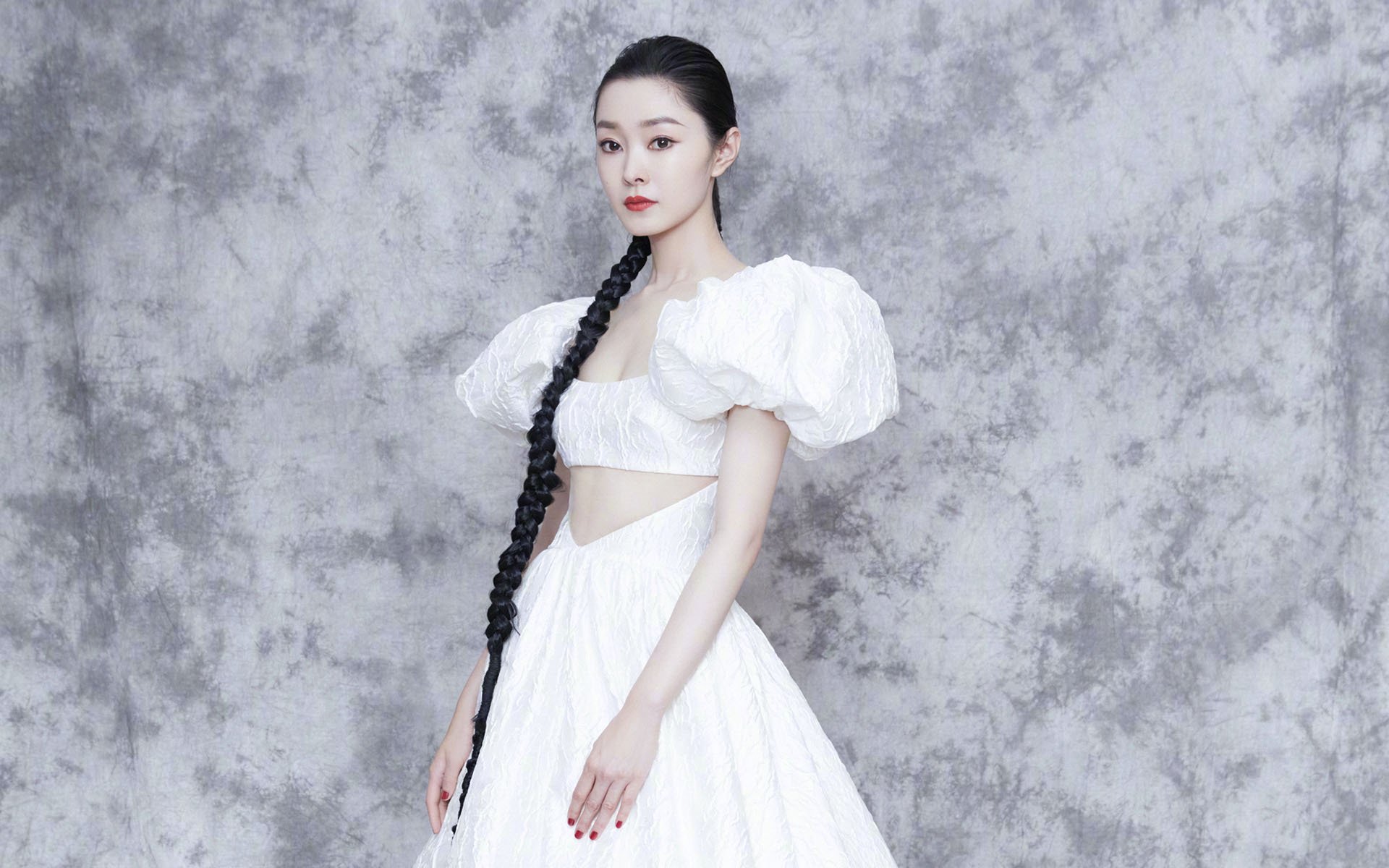 英格拉姆三分雨引爆全场，火箭青年军强压山西攻克客场