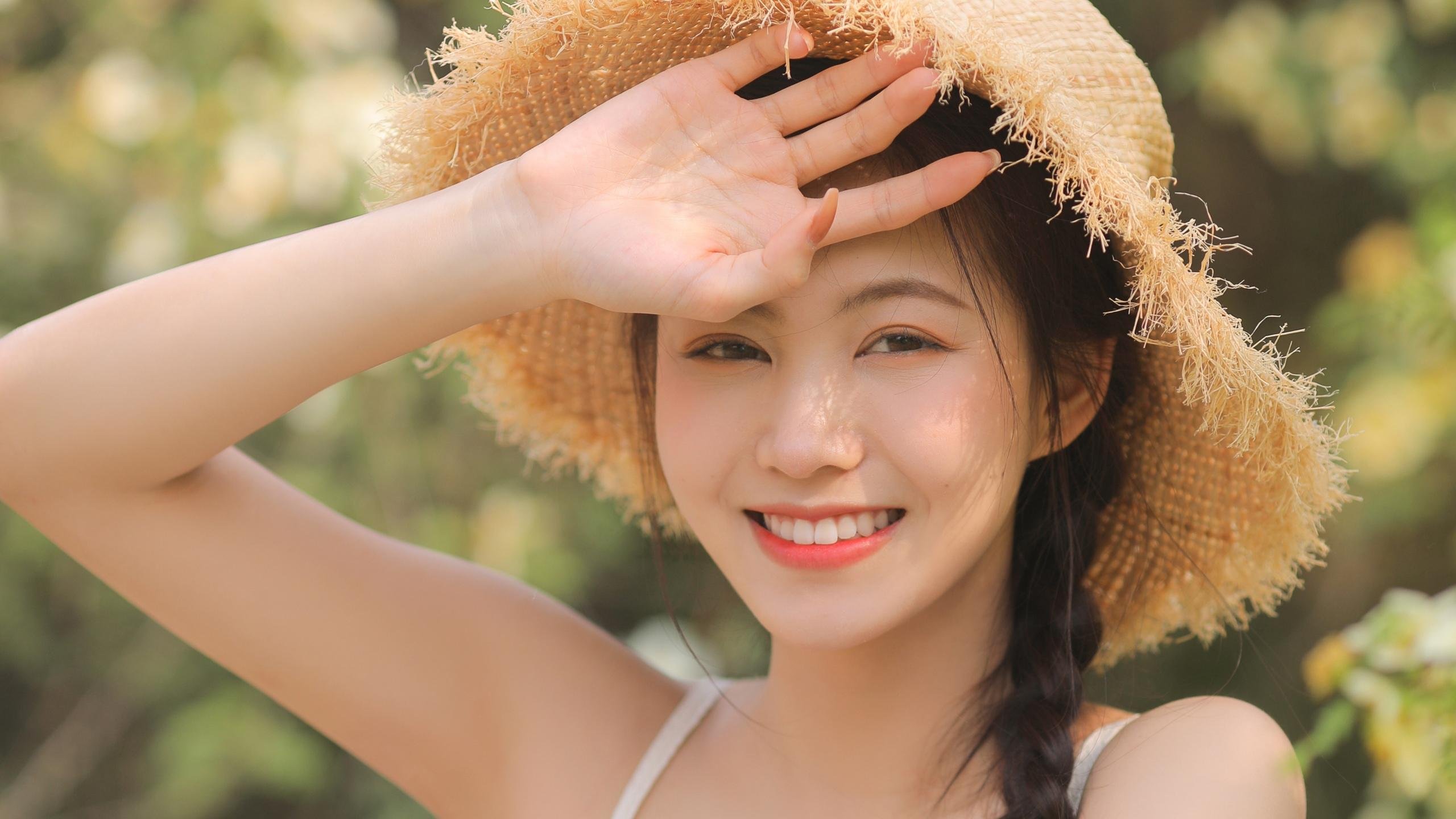 F1街道赛之夜，当足球大脑佩德里以策略师身份照亮围场