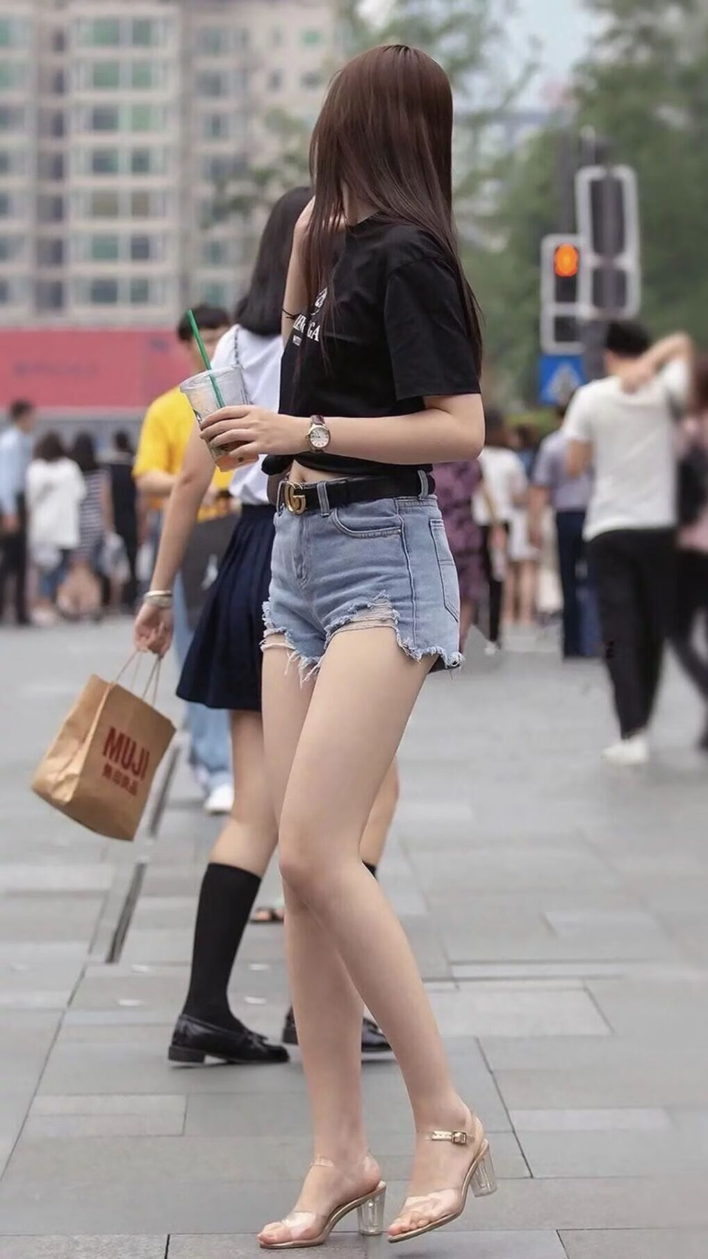 被遗忘的C组一场,当东南亚的钢铁防线,撞上智利的狂野之魂,而魔笛却在千里之外奏响